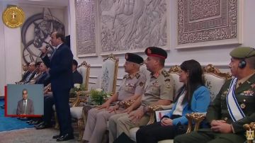 بين صهيل الخيول وتقنيات الهولوجرام.. الرئيس السيسي يشهد افتتاح بطولة العالم العسكرية للفروسية بين صهيل الخيول وتقنيات الهولوجرام.. الرئيس السيسي يشهد افتتاح بطولة العالم العسكرية للفروسية