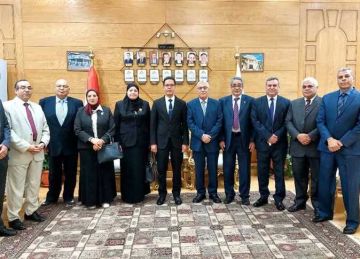 رئيس جامعة بنها يستقبل فرق الإعتماد لمراجعة 7 برامج بالزراعة والهندسة (تفاصيل)