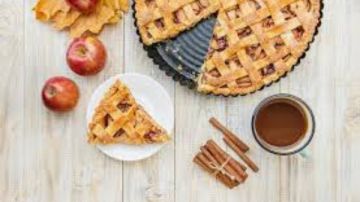 قدميها للفطور مع مشروبك المفضل .. طريقة عمل تارت التفاح قدميها للفطور مع مشروبك المفضل .. طريقة عمل تارت التفاح