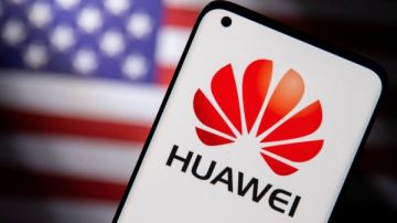 الولايات المتحدة تحذر من استخدام رقاقات هواوي في أي مكان بالعالم
