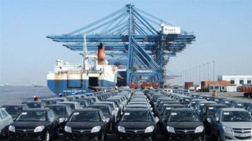 هل تنخفض أسعار السيارات بعد رفع القيود عن استيراد السيارات الأمريكية؟