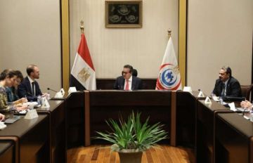 وزير الصحة يناقش مع رئيس بعثة منظمة أطباء بلا حدود التعاون المشترك في المجالات الصحية والإنسانية