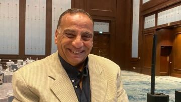 بالصور.. نجل فؤاد المهندس أول الحاضرين حفل توزيع جوائز الإنتاج الدرامي المتميز بالصور.. نجل فؤاد المهندس أول الحاضرين حفل توزيع جوائز الإنتاج الدرامي المتميز