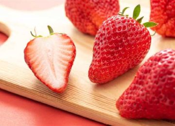 تحذير لمرضى القولون العصبي من تناول الفراولة (تعرف علي الأسباب) تحذير لمرضى القولون العصبي من تناول الفراولة (تعرف علي الأسباب)