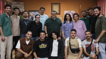 خالد جلال يعقد اجتماعا مع مخرجي عروض مواسم نجوم المسرح الجامعي