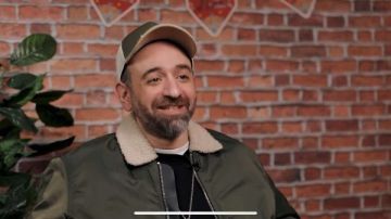 عمرو سلامة يصدم جمهوره بسبب فيلم صنع فى مصر لـ أحمد حلمى.. تفاصيل عمرو سلامة يصدم جمهوره بسبب فيلم صنع فى مصر لـ أحمد حلمى.. تفاصيل