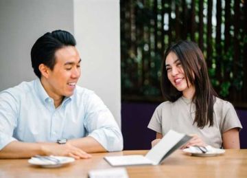 يا واد يا تقيل .. 6 علامات تكشف حبه ليكي رغم تصرفه ببرود  يا واد يا تقيل .. 6 علامات تكشف حبه ليكي رغم تصرفه ببرود