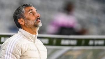 خاص.. تفاصيل عقد الإسباني خوسيه ريفيرو مع الأهلي