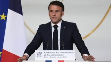 ماكرون: ما يحدث في غزة مأساة إنسانية غير مقبولة ويجب وقفه فورا ماكرون: ما يحدث في غزة مأساة إنسانية غير مقبولة ويجب وقفه فورا