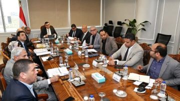 وزير الإسكان يتابع موقف تنفيذ المرحلة الثانية لمحطة تنقية مياه الشرب بـ 6 أكتوبر وزير الإسكان يتابع موقف تنفيذ المرحلة الثانية لمحطة تنقية مياه الشرب بـ 6 أكتوبر