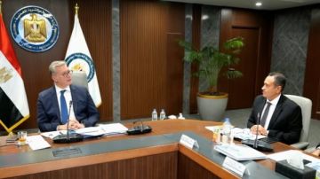 البترول: اكتشاف فرص استثمارية جديدة داخل وخارج مصر