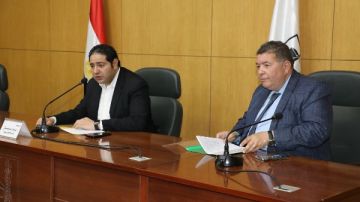 نائب محافظ بني سويف يبحث آليات تسهيل إصدار تراخيص المحال التجارية