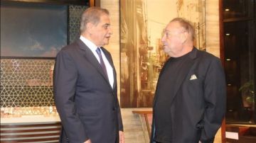 المخرج والمنتج الأمريكي ليزلي جريف يكشف لـمساء dmc كواليس تصوير مسلسل التحقيق مع الرئيس المخرج والمنتج الأمريكي ليزلي جريف يكشف لـمساء dmc كواليس تصوير مسلسل التحقيق مع الرئيس