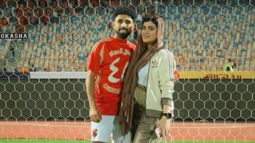 زوجة مروان عطية تحتفل بفوز الأهلي ببطولة الدوري الممتاز