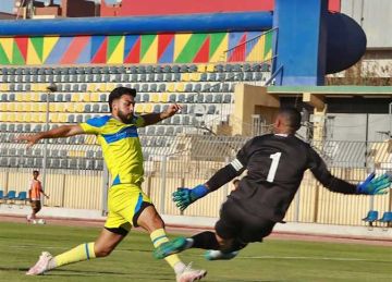 لافيينا يتعادل مع أسوان ويقترب من الهبوط إلى دوري القسم الثاني ب لافيينا يتعادل مع أسوان ويقترب من الهبوط إلى دوري القسم الثاني ب