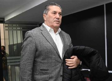 شوبير يكشف آخر تطورات ملف مدرب الزمالك.. وموقف بيسيرو شوبير يكشف آخر تطورات ملف مدرب الزمالك.. وموقف بيسيرو