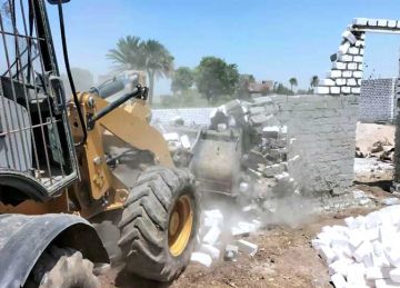 ضمن الموجة الـ25.. إزالة 152 حالة تعد على الأراضي الزراعية وأملاك الدولة بسوهاج