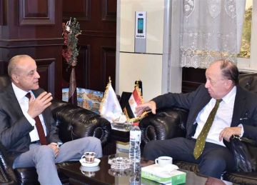 محافظ الأقصر يستقبل السفير الأرجنتيني لبحث وتعزيز سبل التعاون المشترك