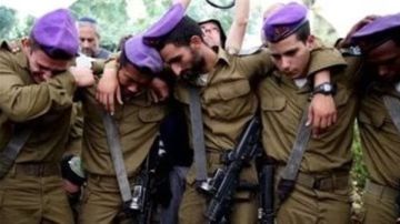 انتحار 35 جنديا إسرائيليا منذ بدء الحرب على غزة انتحار 35 جنديا إسرائيليا منذ بدء الحرب على غزة