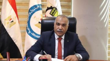رئيس نقابة البترول: عمال مصر هم سر ازدهار البلاد وأساس تحقيقتها للمشروعات القومية رئيس نقابة البترول: عمال مصر هم سر ازدهار البلاد وأساس تحقيقتها للمشروعات القومية