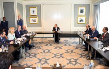 وزير الخارجية والهجرة يلتقى أعضاء لجنة العلاقات مع دول المشرق بالبرلمان الأوروبى (صور)
