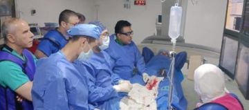 إجراء قساطر قلبية دقيقة لعلاج حالات الانغلاق الكلي المزمن للشريان التاجي مجانا بمستشفى الشيخ زايد