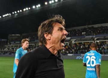  ليلة حسم الكالتشيو .. تشكيل نابولي ضد كالياري في ختام الدوري الإيطالي