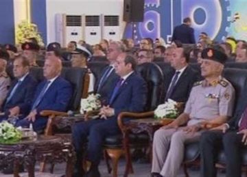 خلال احتفالية عيد العمال.. كامل الوزير: تنفيذ خمس مبادرات لدعم الصناعة والتصدير خلال احتفالية عيد العمال.. كامل الوزير: تنفيذ خمس مبادرات لدعم الصناعة والتصدير