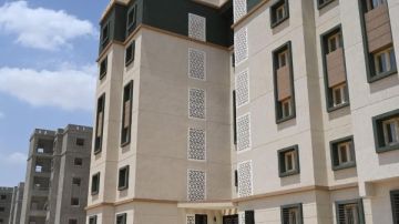 الإسكان: تنفيذ 3972 وحدة سكنية وتطوير المناطق الصناعية بالعاشر من رمضان