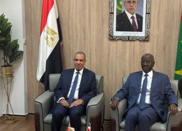 وزير الخارجية يبحث مع نظيره الموريتاني الأوضاع في غزة وجهود مصر للعودة إلى وقف إطلاق النار وزير الخارجية يبحث مع نظيره الموريتاني الأوضاع في غزة وجهود مصر للعودة إلى وقف إطلاق النار