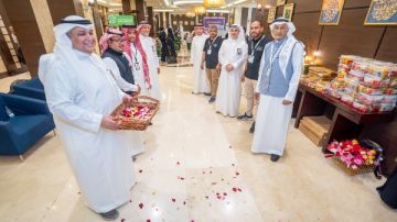 وصول طلائع حجاج السياحة المصريين القادمين برا إلى الأراضي المقدسة وصول طلائع حجاج السياحة المصريين القادمين برا إلى الأراضي المقدسة