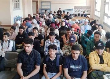 تدريبات نظام البوكليت والمراجعة.. أبرز استعدادات امتحانات الشهادة الإعدادية 2025 بدمياط تدريبات نظام البوكليت والمراجعة.. أبرز استعدادات امتحانات الشهادة الإعدادية 2025 بدمياط