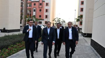 رئيس الوزراء يتفقد عددا من المشروعات بمدينة حدائق العاصمة