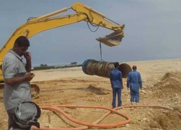 محافظ البحر الأحمر: الدفع بـ25 سيارة لحين حل مشكلة مياه الشرب بالكامل في الغردقة محافظ البحر الأحمر: الدفع بـ25 سيارة لحين حل مشكلة مياه الشرب بالكامل في الغردقة