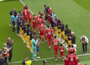 ممر شرفي مزدوج في مباراة ليفربول ضد كريستال بالاس بـ الدوري الإنجليزي (فيديو)