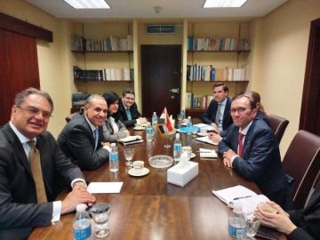 وزير الخارجية والهجرة يلتقى مع وزير الخارجية النرويجي