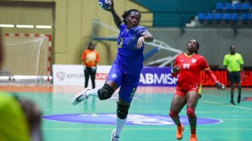 أوتوهو الكونغولي يهزم فاب الكاميروني في بطولة إفريقيا لليد سيدات