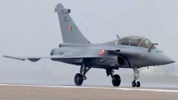 التليفزيون الباكستاني: قواتنا الجوية أسقطت مقاتلتيـ.ـن هنديتين من طراز رافال التليفزيون الباكستاني: قواتنا الجوية أسقطت مقاتلتيـ.ـن هنديتين من طراز رافال