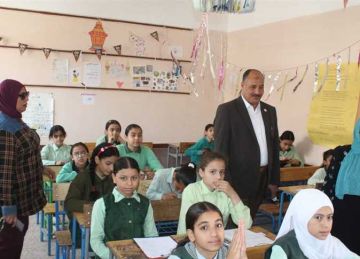 النماذج الاسترشادية لامتحانات الصف الثالث الإعدادي 2025 في 8 محافظات بنظام البوكليت