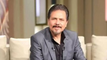 تجديد تكليف الفنان محمد رياض رئيسا للمهرجان القومي للمسرح المصري