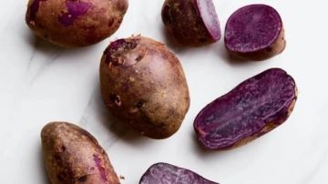 تعرف على أغرب 5 ألوان للبطاطس في يومها العالمى.. سمعت عنهم قبل كده؟ تعرف على أغرب 5 ألوان للبطاطس في يومها العالمى.. سمعت عنهم قبل كده؟