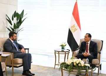 رئيس الوزراء يلتقي وزير خارجية بلغاريا