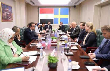 وزير الصحة يبحث مع وزير التجارة السويدي فرص الاستثمار الصحي والتعاون في دعم الجرحى الفلسطينيين