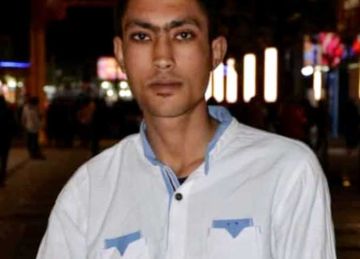 بسبب علبة سجائر أنهى حياته.. حبس شاب قتل صديقه وألقى جثته بالشارع في سفاجا (تفاصيل)