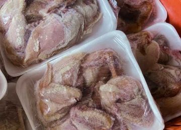 خلال احتفالات دير جبل الطير بالمنيا.. ضبط 3700 كيلو دجاج وتحرير 29 محضرا