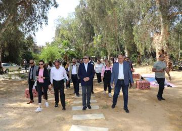 لمرور 40 عاما على أولى جولاتهم.. محافظ القاهرة يشارك أعضاء جمعية محبي الأشجار بالمعادي احتفالهم