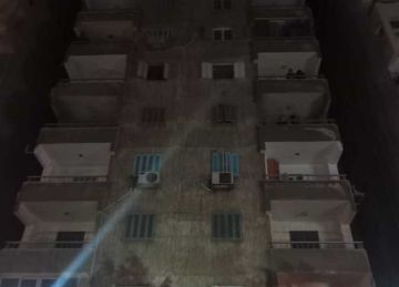 إصابة 6 أشحاص باختناق في حريق شقة سكنية بسموحة إصابة 6 أشحاص باختناق في حريق شقة سكنية بسموحة