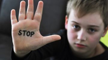 استشارية أسرية: العيب والحرام عائقان أمام حماية الطفل من التحرش استشارية أسرية: العيب والحرام عائقان أمام حماية الطفل من التحرش