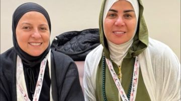 بصورة من المطار .. مفيدة شيحة ودعاء فاروق تستعدان لـ الحج