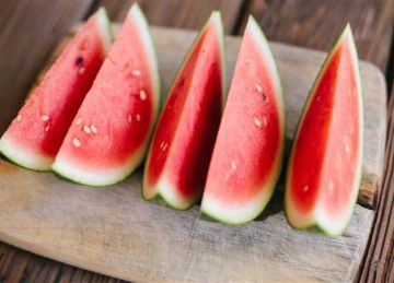  حمار وحلاوة يا بطيخ .. 6 علامات تكشف لك البطيخة المثالية